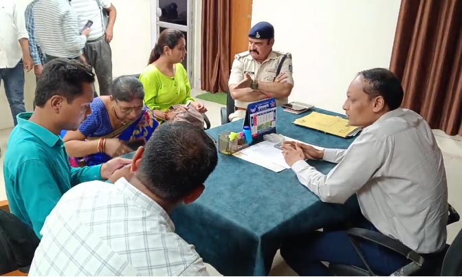 धोखाधड़ी का शिकार हुए जबलपुर के व्यापारी: लाखों रुपये गंवाए, बैंक खाते फ्रीज 4 1751364695 Untitled 7 copy